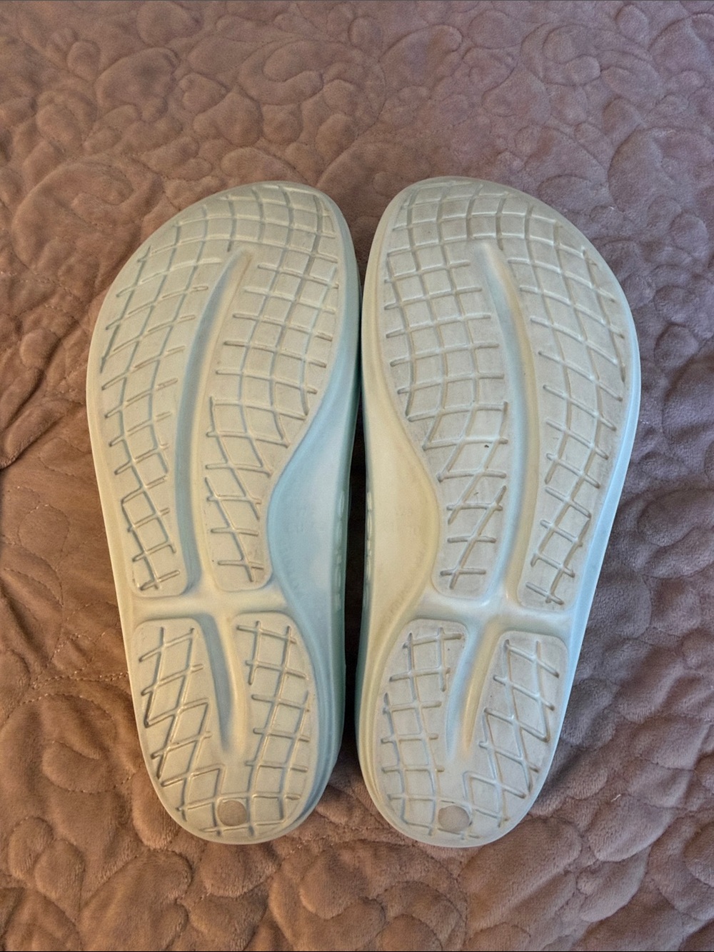 OOFOS light blue Women’s Recovery Sandals - Picture 4 of 5